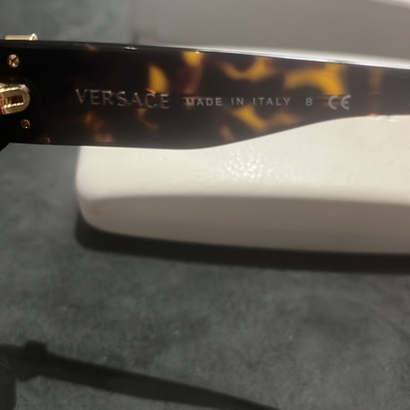 Versace womens sunglasses with bow tie sides - Picture 3 of 4